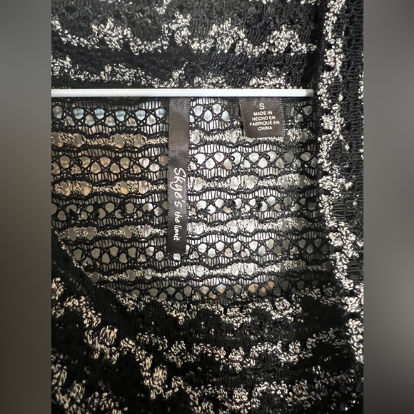 🖤 Shimmer Open Knit Blouse - Picture 3 of 7